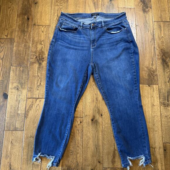 Judy Blue Denim - Judy Blue Cut Off Jeans Relaxed Fit JB 82227 DK-PL Womens Plus Sz 20W Inseam 28